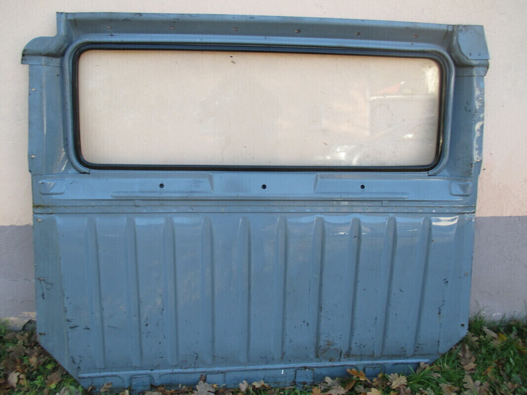 Elbląg Sprzedam tanioŚciana grodziowa z szybą do samochodu dostawczego /bus/. wymiary:163cm szerokość,