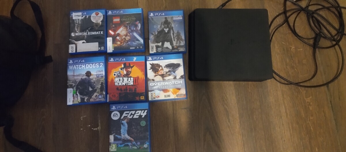 Elbląg Sprzedam PS4 slim 500 GB wraz z grami jest możliwość zakupu wszystkiego osobno 531 863 836