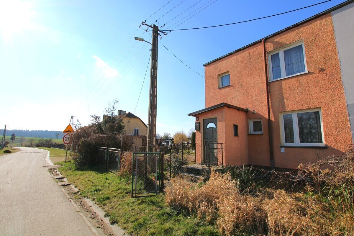 Elbląg NIERUCHOMOŚCI ANNA KRASZEWSKA&nbsp; Dom w zabudowie bliźniaczej z własnościową działką&nbsp; Powodowo, gmina