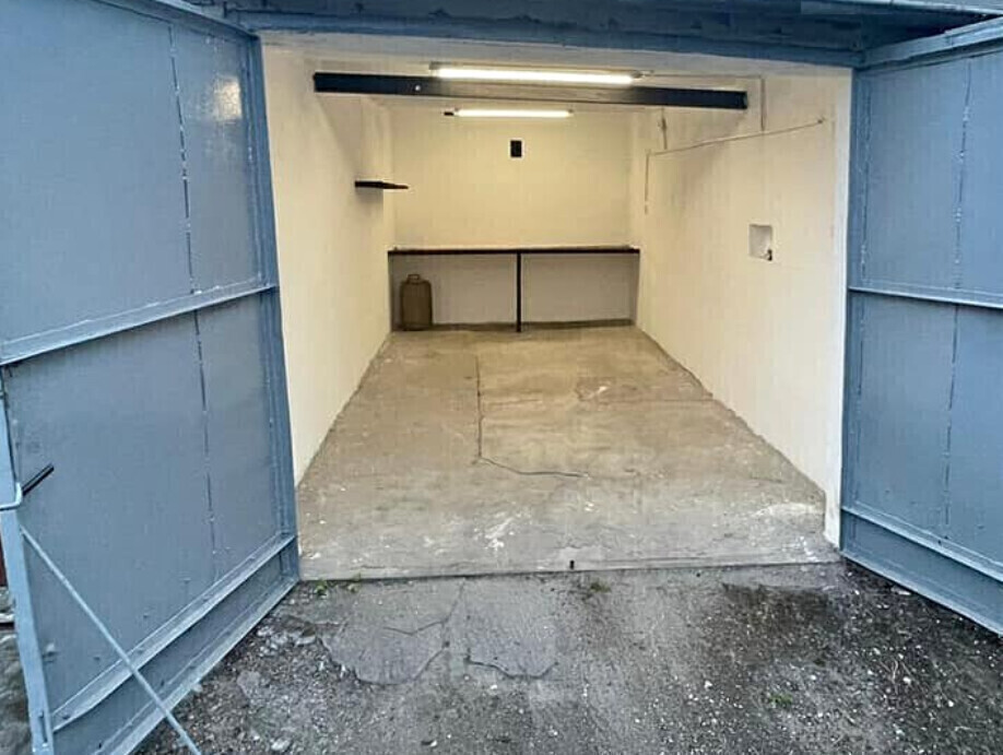 Elbląg Sprzedam garaż murowany w Elblągu przy ulicy Szarych Szeregów- odrębna własność z wpisem w księdze