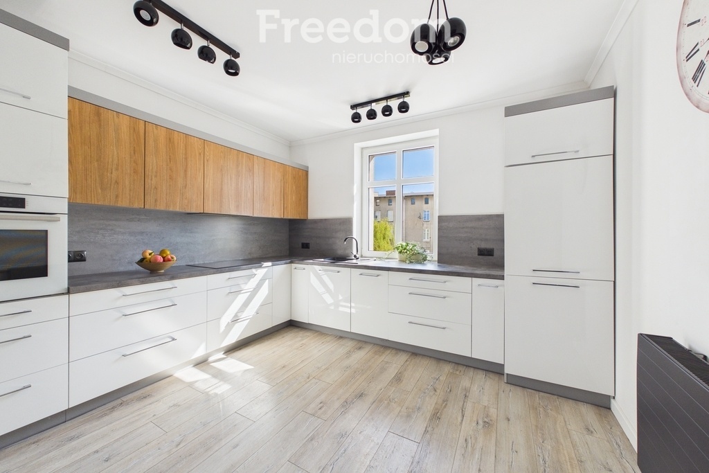 Elbląg FREEDOM NIERUCHOMOŚCISprzedam mieszkanie - Malbork, pl. Ludwika Zamenhofa.&nbsp;Szukasz przestrzeni, która