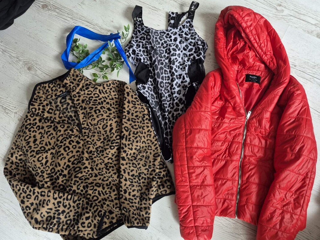 Elbląg Pakiet używanych ubrań damskich w rozmiarze 36.
Zrobiłam porządki - ubrania w dobrym ładne i w stanie różnych