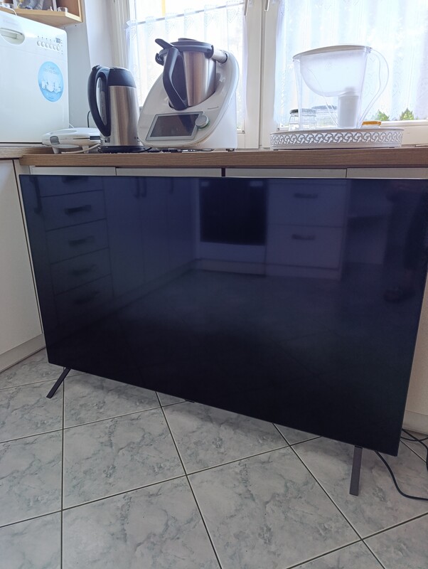 Elbląg Sprzedam niesprawny telewizor LG OLED 55 cali na gwarancji. Uszkodzona matryca. Serwis LG nie uznał gwarancji.
