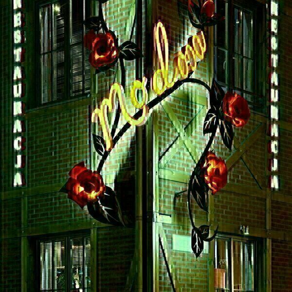 Elbląg ZATRUDNIMY NA STAŁE&nbsp; LUB NA SEZON:&nbsp; &nbsp;  KELNERA / BARMANA, POMOC KUCHENNĄ&nbsp; &nbsp; &nbsp;