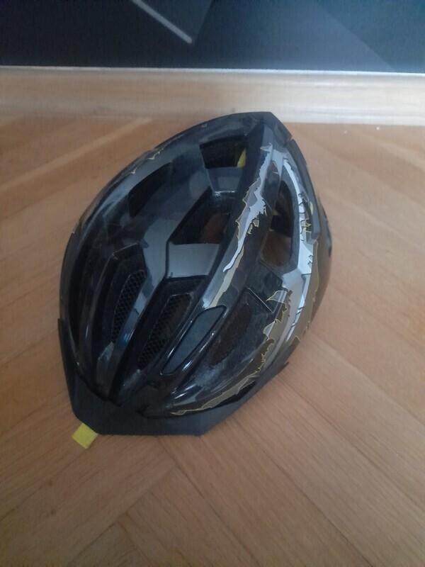 Elbląg Oddam kask dzieciecy roz 49-54 wzamian za czekoladę.