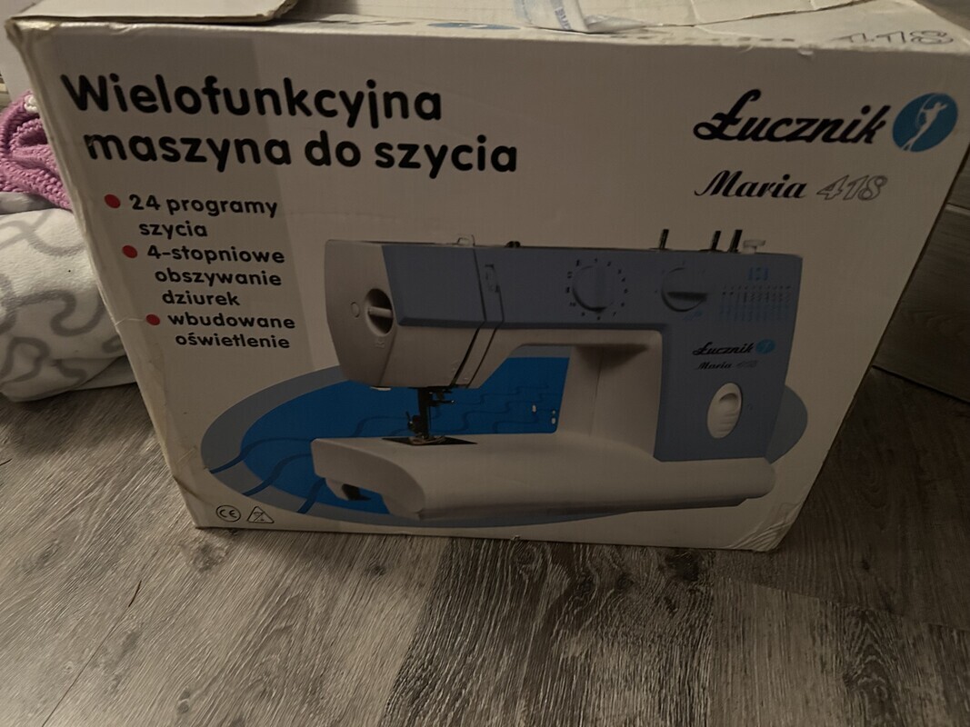Elbląg Sprzedam maszynę do szycia Łucznik Maria mało używana. Jak nowa.