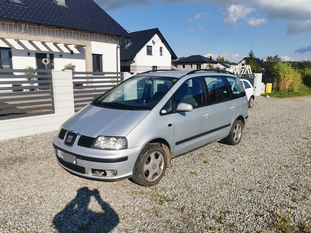 Elbląg Seat Alhambra 1.9 TDI | 7 miejsc | 299 tys. km | 3000 zł