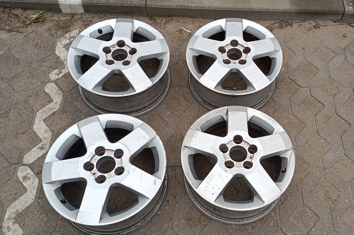 Elbląg Alufelgi 15 &ndash; Okazja! Sprzedaję po cenie zakupu 🚗💰Nie pasują do mojego auta &ndash; Twoja