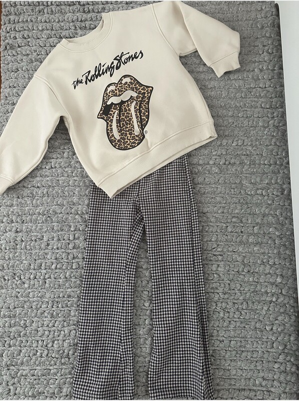 Elbląg Bluza Zara r. 120,spodnie 122.