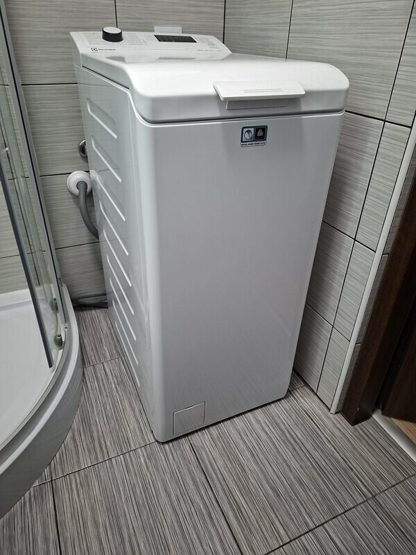 Elbląg Sprzedam pralkę Electrolux zakupioną w 2023r. Pralka w bardzo dobrym stanie, mało używana. 
Wymiary szerokość