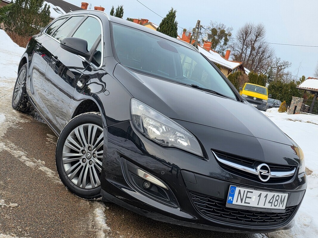 Elbląg Opel Astra J Po Liftingu1.4T Benz + GAZ SEKWENCJA-Klimatronic-Półskóry-Alu-NaviSuper StanZarejestrowany w