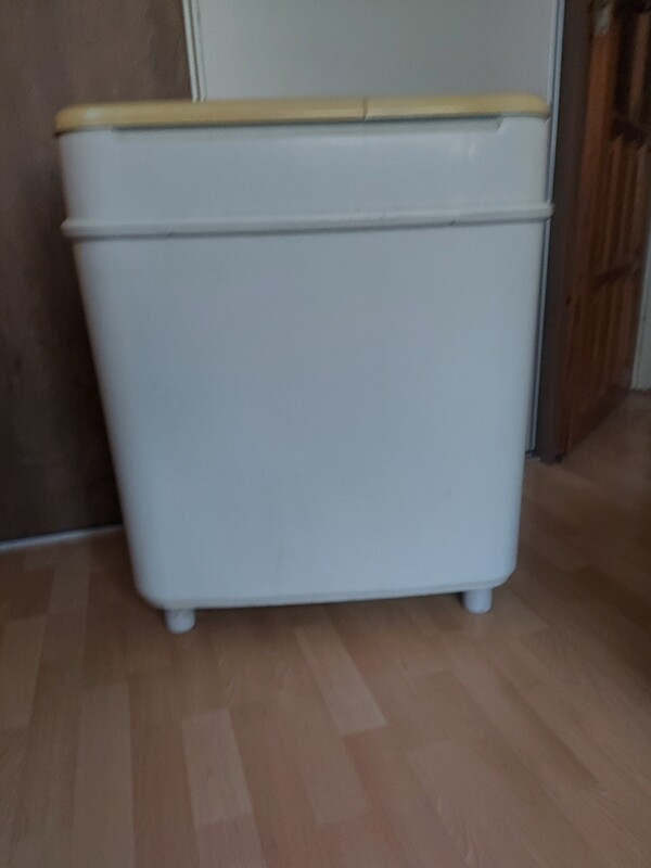 Elbląg Sprawna pralka z wirówką na sprzedaż. Cena 120 zł. Wiecej informacji udzielę pod numerem telefonu