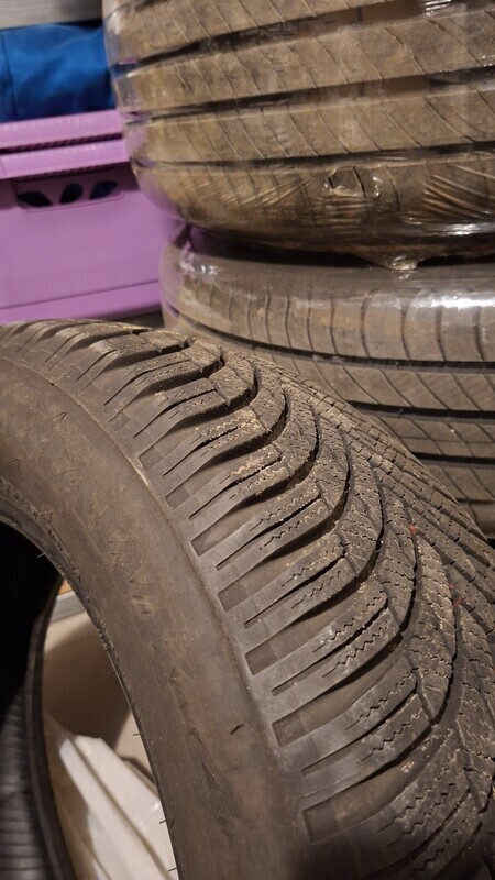 Elbląg Opony zimowe Firestone Winterhawk 4 215/65/R17 103H KIA SPORTAGE - stan idealny