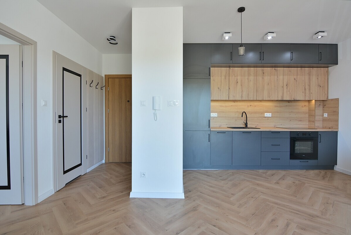 Elbląg &nbsp; MIESZKANIE NA WYNAJEM W STANDARDZIE PREMIUM, ELBLĄG ULICAŁĘCZYCKA, II PIĘTRO, 2 POKOJE, DUŻY BALKON,