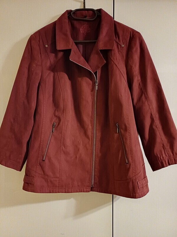 Elbląg Kurtka damska wiosna Bexleys Woman rozmiar 46,kolor burgund, zapinana asymetrycznie, ,stan jak nowa, miękki