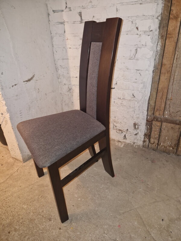 Elbląg Krzesla drewniane sprzedam