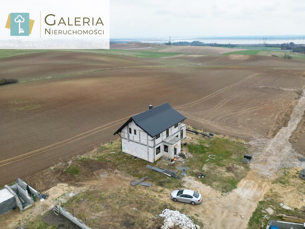 Elbląg GALERIA NIERUCHOMOŚCIZ pasji i miłości do nieruchomościNa sprzedaż:&nbsp; Dom dla rodziny, idealny pod własną