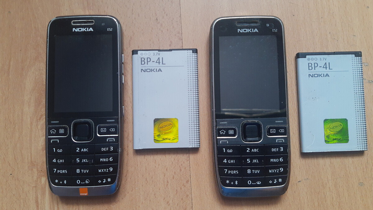 Elbląg Sprzedam dwa telefony NOKIA E-52 100% sprawne