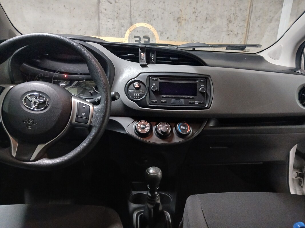 Elbląg Toyota Yaris Active 1.5benz 111KM 2020r 94000km 5drzw manual 6bieg bialy salon PL jeden właściciel bezwypadkowy