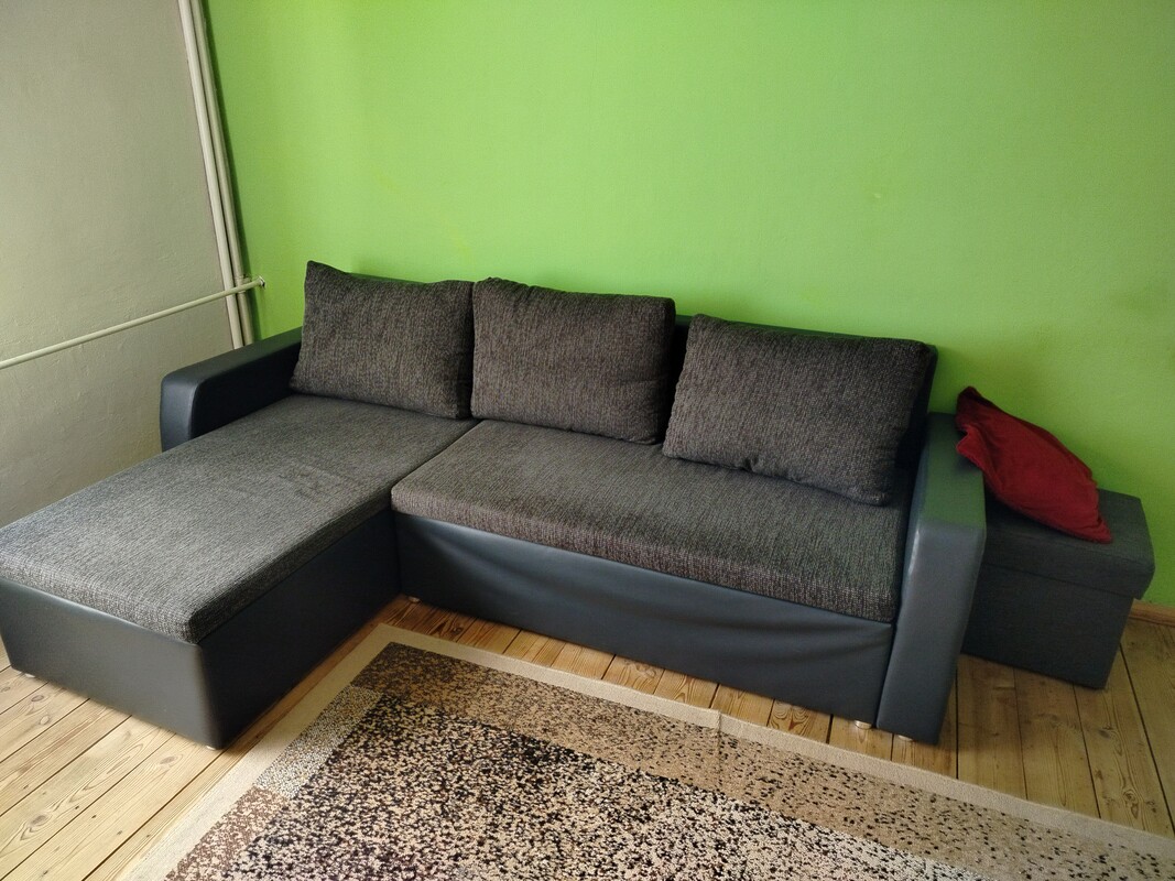 Elbląg Oddam za coś słodkiego  narożnik, 
Możliwość  transportu.