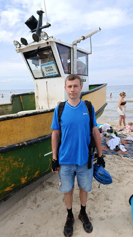 Elbląg Część! Mam na imię Rafał;) Jestem skromnym i czułym facetem. Lubię podróże, zwłaszcza wycieczki rowerem oraz