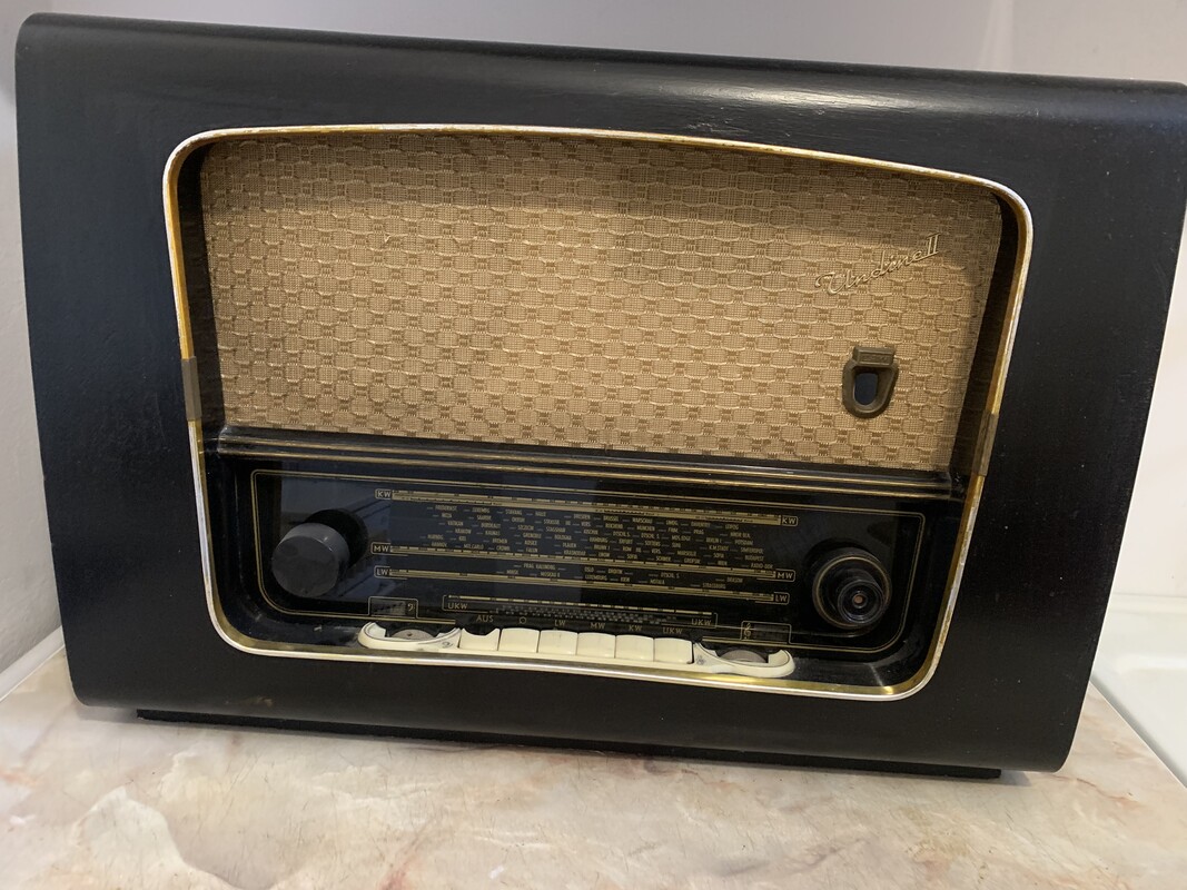 Elbląg Sprzedam niemieckie radio kolekcjonerom Undine II w bardzo dobrej cenie