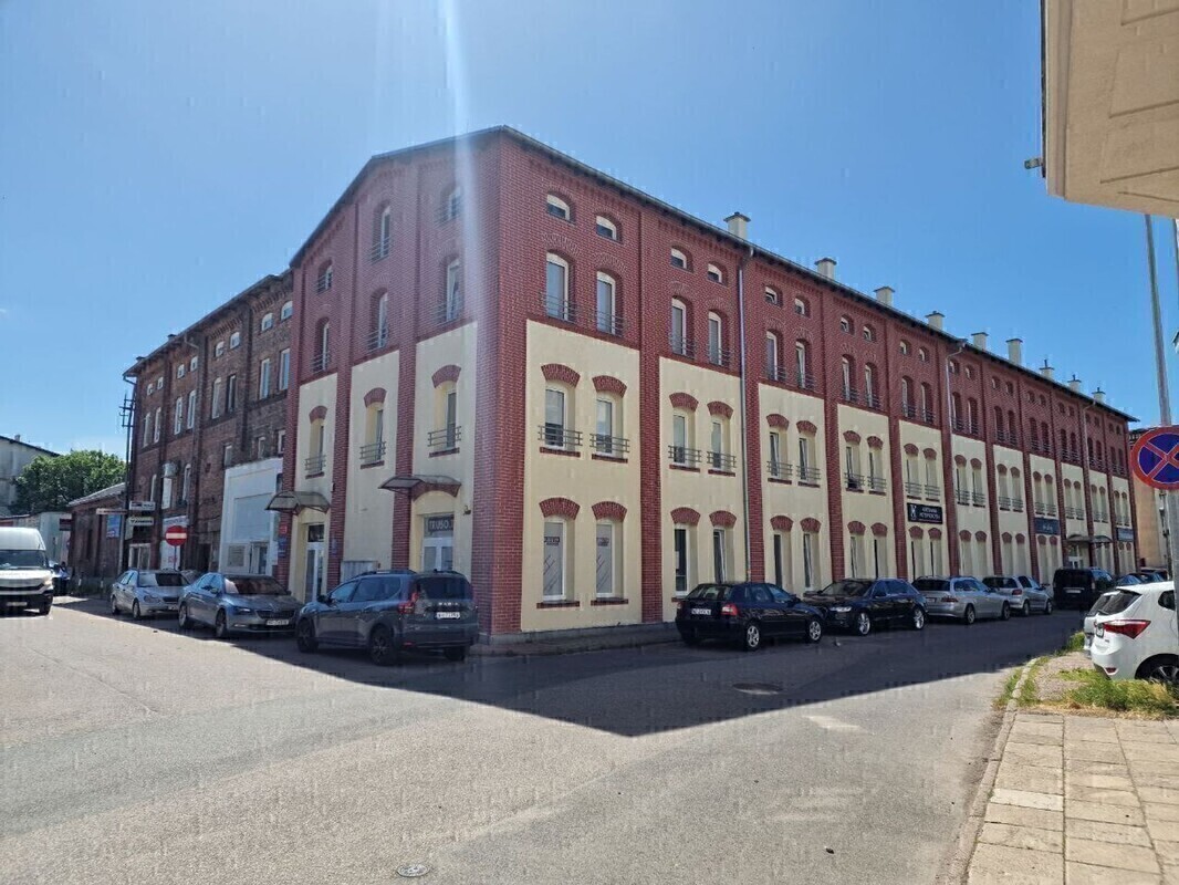 Elbląg Na Sprzedaż/Wynajem: Lokal 127m&sup2; w Centrum Elbląga. Idealny pod Gabinet, Kancelarię lub Sklep! Pełna