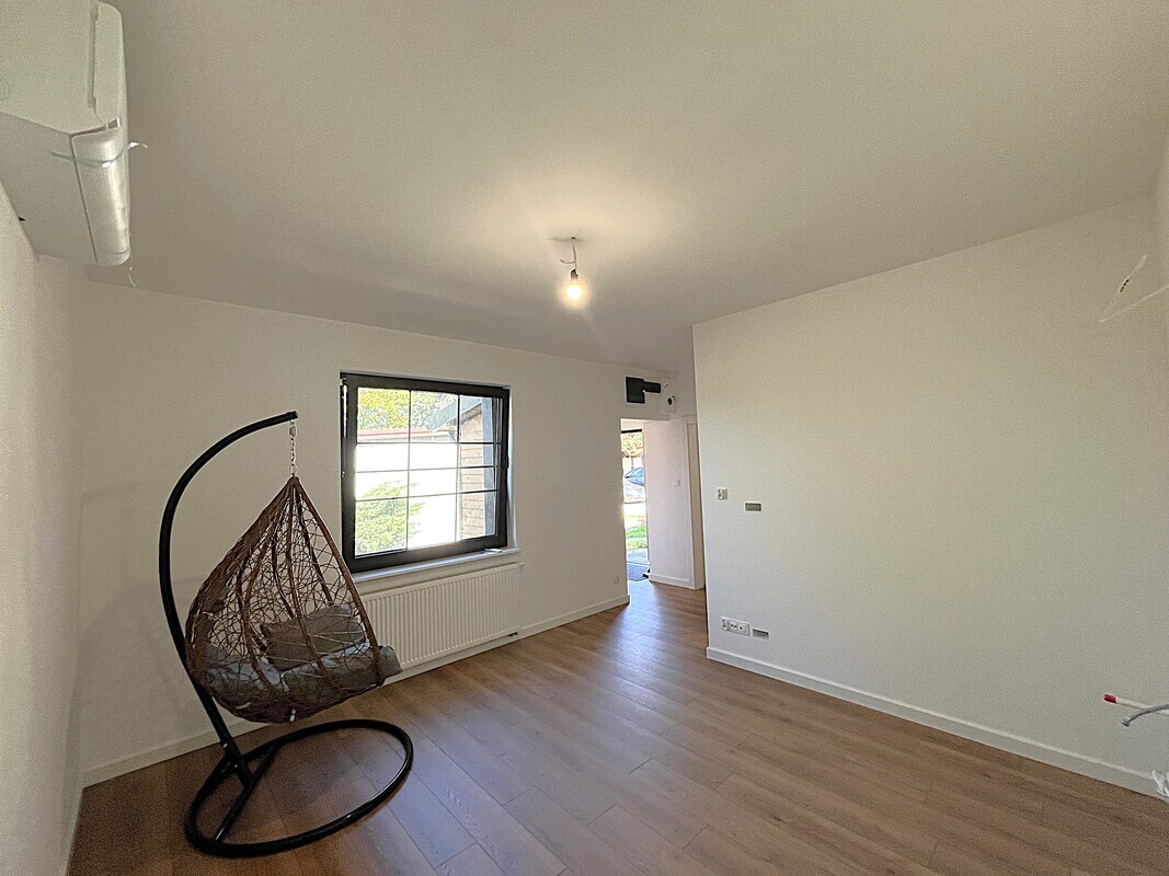 Elbląg Oferuję sprzedaż mieszkania na parterze w Elblągu.film