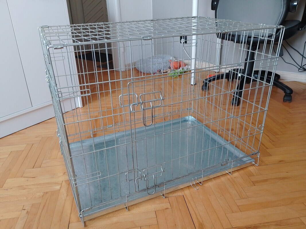 Elbląg Duża, przenośna, metalowa, w bardzo dobrym stanie, klatka kennelowa dla psa do pomieszczeń. 
55/80 cm, 60