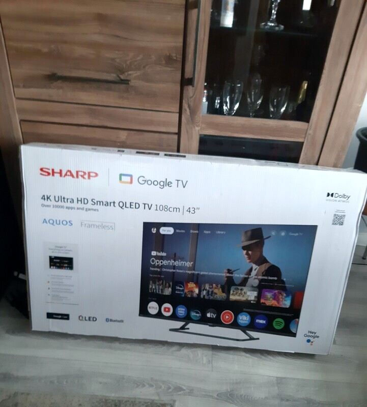 Elbląg SPRZEDAM SMART TV SHARP 43HP6765E. 
GWARANCJA 24 MIESIACE. 
RAZ WŁĄCZONY ABY SPRAWDZIĆ CZY DZIAŁA. 
KOMLET Z