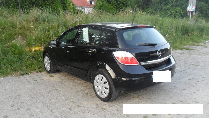 Elbląg Opel AstraPoj 1,4 benzyna Rok 2005KlimatyzacjaPoduszka powietrznaAbsWspomaganie kierownicyRadio Immobilizer.