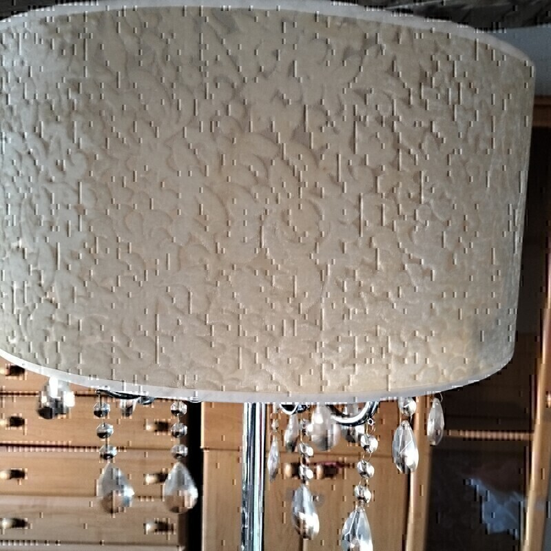 Elbląg Sprzedam lampę stojąca z abażurem Ecru, włącznik na stopę, z dodatkami, sznur biały, ,z żarówkami gratis