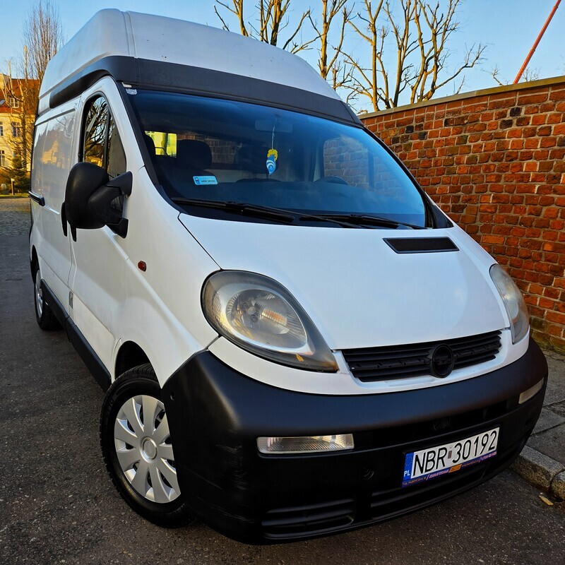 Elbląg Opel Vivaro 1,9Diesel 100km 2005Rok Max&nbsp; Wysoki 3-Osobowy-Wspomaganie Kierownicy&nbsp; -ABS Hak