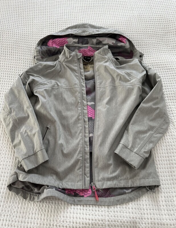 Elbląg Kurteczka 4F r.158,używana.