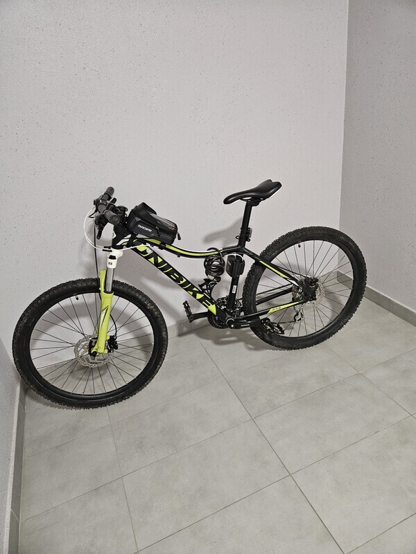 Elbląg Dzień dobry, 
Na sprzedaż rower MTB marki Unibike. 
Koła w rozmiarze 27.5,rama 17 cali. 
Napęd 3x8,przód