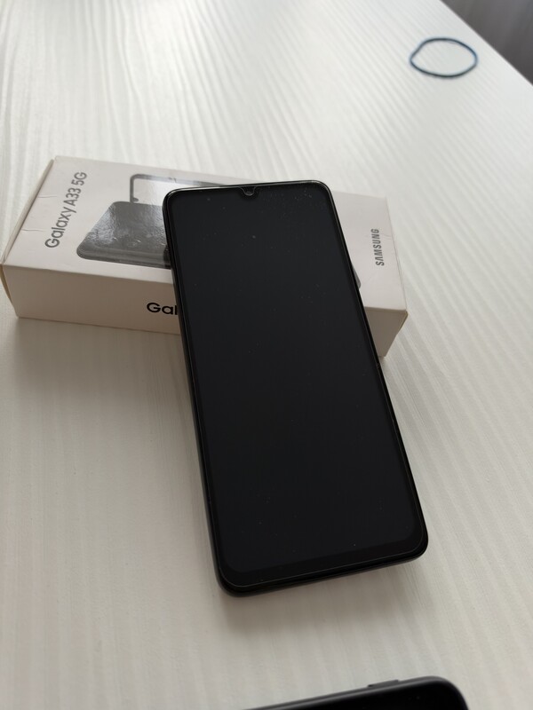 Elbląg Sprzedam smartfon Samsung A33 5G, stan bardzo dobry/idealny. Od nowości noszony w etui i ze szkłem na ekranie.