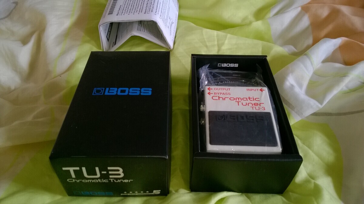 Elbląg Witam!
Sprzedam nieużywany efekt gitarowy tuner Boss TU-3.Efekt posiada oryginalne pudełko z kompletem