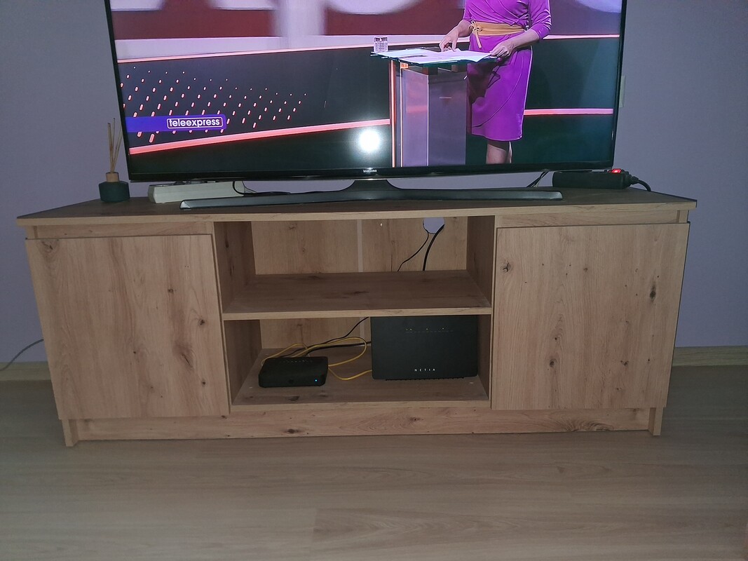 Elbląg Oddam za paczkę kawy w ziarnach szafka pod telewizor o wymiarach 140/40/55