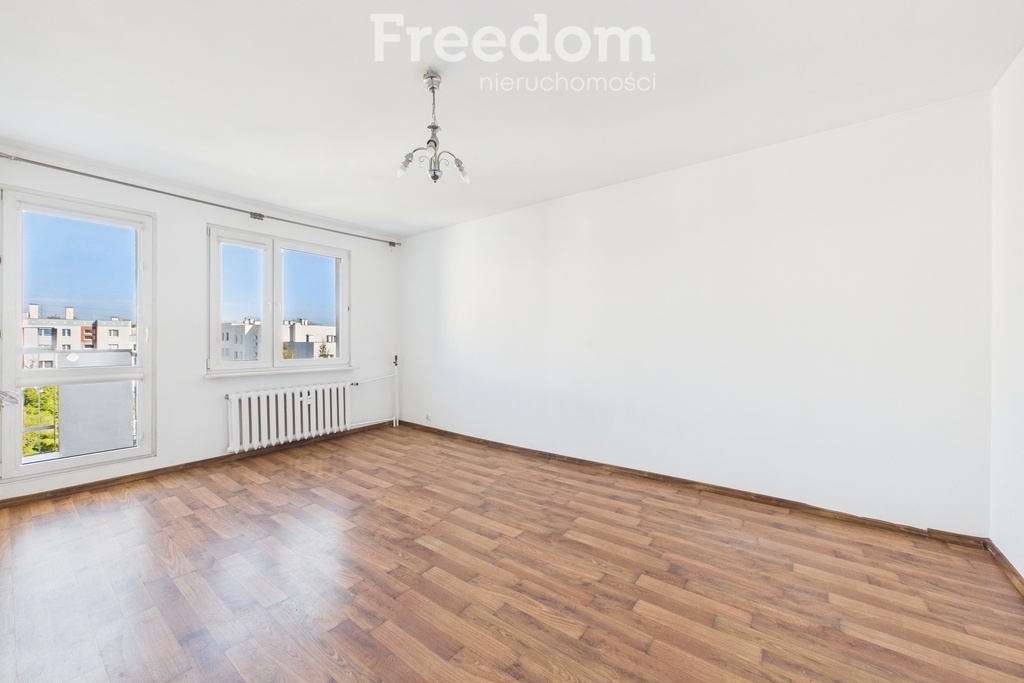 Elbląg FREEDOM NIERUCHOMOŚCISprzedam mieszkanie - Elbląg, Ogólna.&nbsp;Mieszkanie składa się z dwóch pokoi, kuchni,