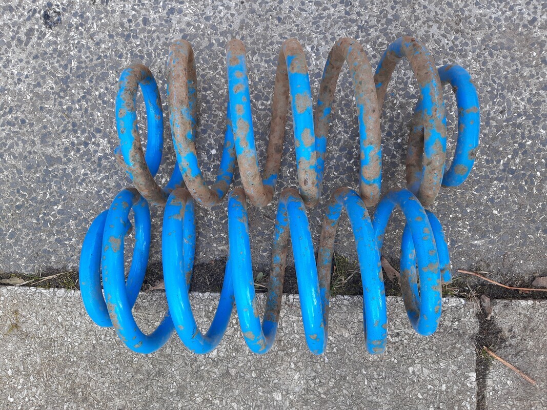 Elbląg Sprężyny LOVELLS Jeep Wk/Wh