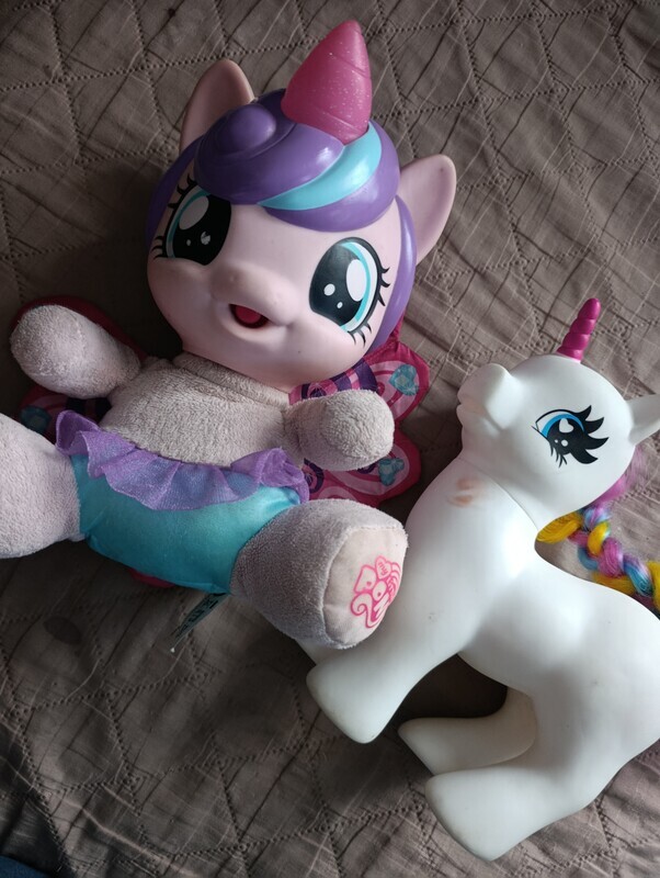 Elbląg Sprzedam interaktywnego kucyka My Little Pony FlurryHeart marki Hasbro. Stan dobry do wyczyszczenia, Brak