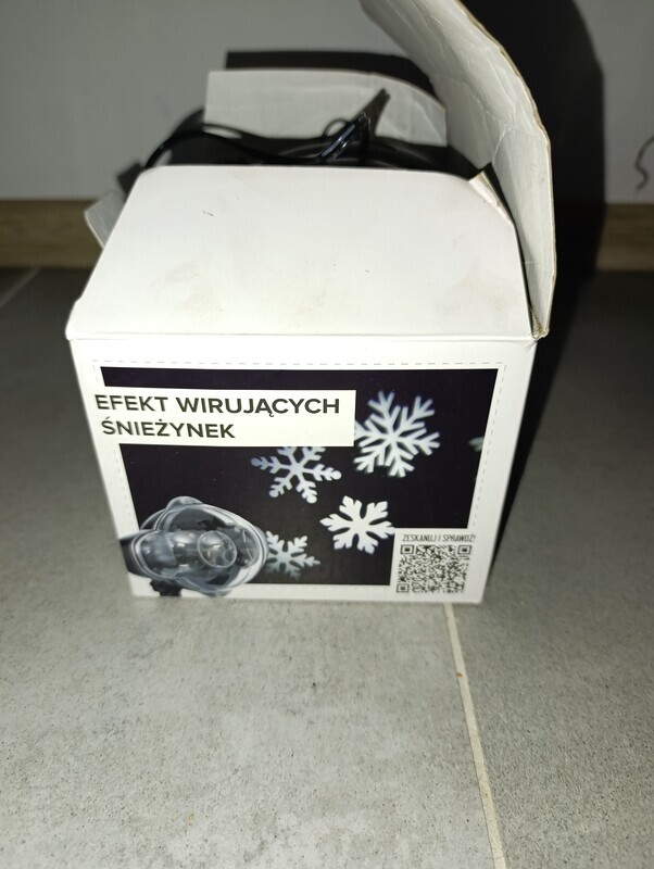 Elbląg Projekt LED Efekt wirujących śnieżynek. 
Stan bdb