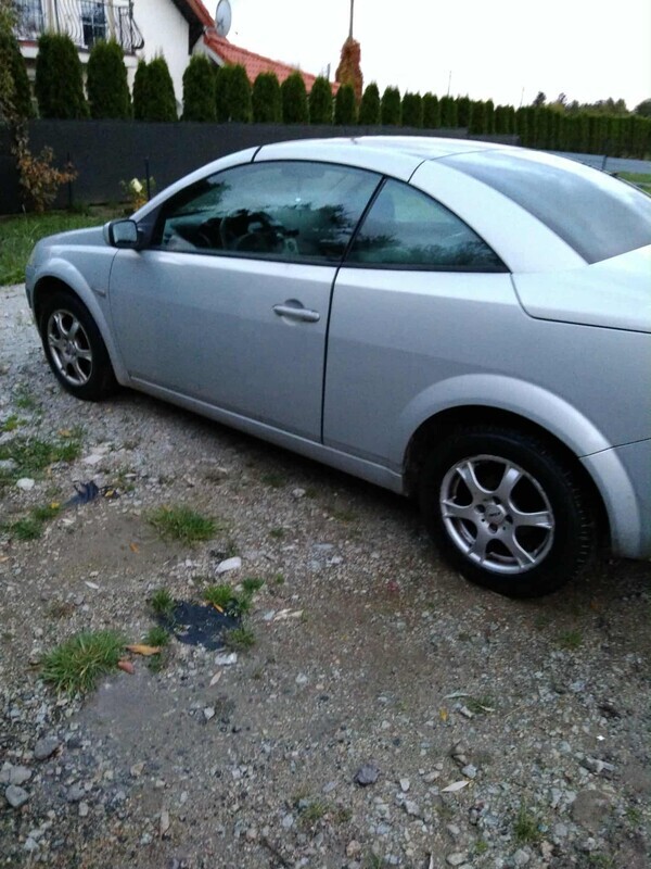 Elbląg Sprzedam Reno Megan Cabrio, wersja całoroczna sztywny dach, duży bagażnik, wymieniony rozrząd, rozrusznik. Jest