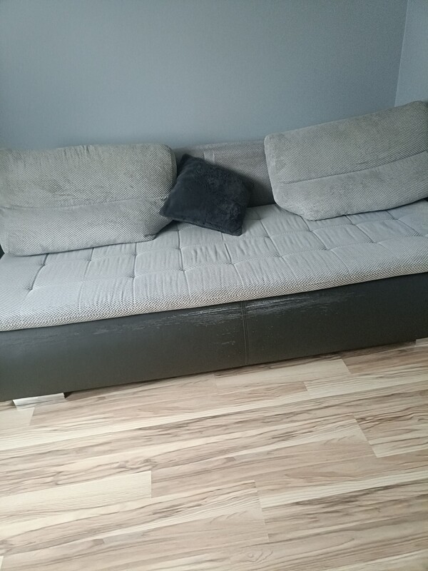 Elbląg Sprzedam bardzo dobrym stanie, sofę rozkładaną 140 na 200 za 100 zł sprawne nie zniszczone