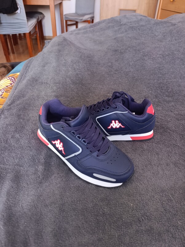 Elbląg Oddam nowe Adidasy Kappa rozmiar 41 za paczkę pampersów z Rossmana babydream 5 +