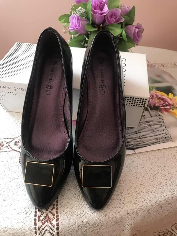 Elbląg Sprzedam buty nowe, nieużywane lakierki rozmiar: 38