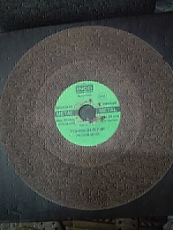 Elbląg Tarcza do cięcia metalu, średnica 350mm, otwór 32mm. Sztuka 15 zł. Posiadam 17 sztuk. Całość 17 sztuk - 150zł.