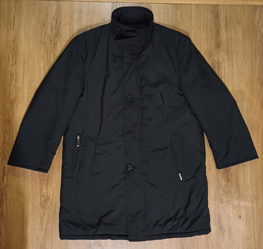 Elbląg NOWA kurtka / płaszcz krótki BUGATTI  wymiary pachy 2x 61cm, długość 92 stan idealny, logowane zamki, lekko