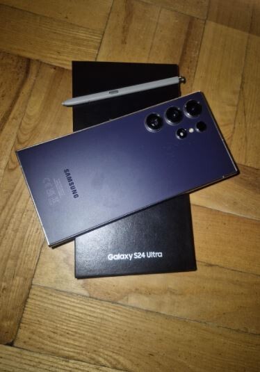 Elbląg Sprzedam telefon Samsung S 24 Ultra (SM-5928B/DS). Pamięć 12/256.Wersja systemu : Android 16,One UI 8.5.Stan