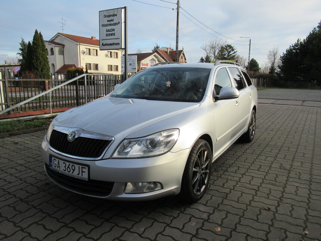 Elbląg Skoda Octavia II* Bogata wersja Ambiente* Zadbana &ndash; stan bardzo dobry* Rok: 2011* Silnik: 1.9 TDI 105KM*